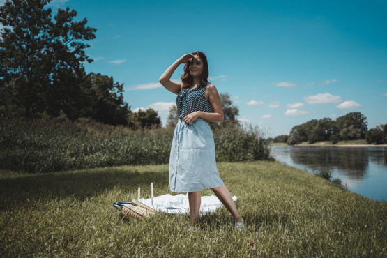 Top bleu à pois blancs voile T38 – Image 3