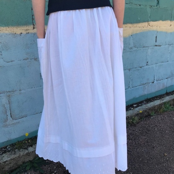 Jupe blanche T 36 – Image 2