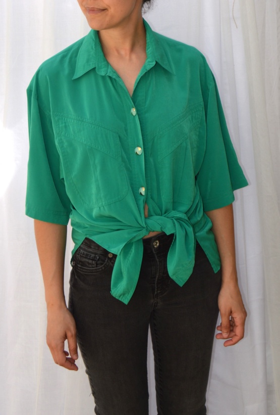 Chemise en soie verte t 46 – Image 2