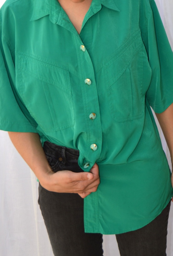 Chemise en soie verte t 46 – Image 3