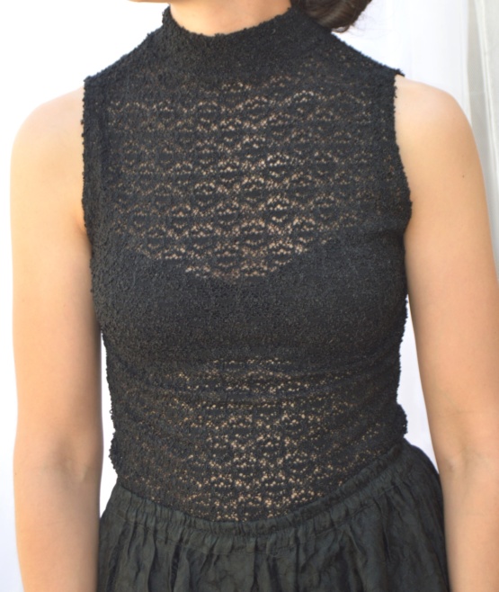 Top noir dentelle t 1